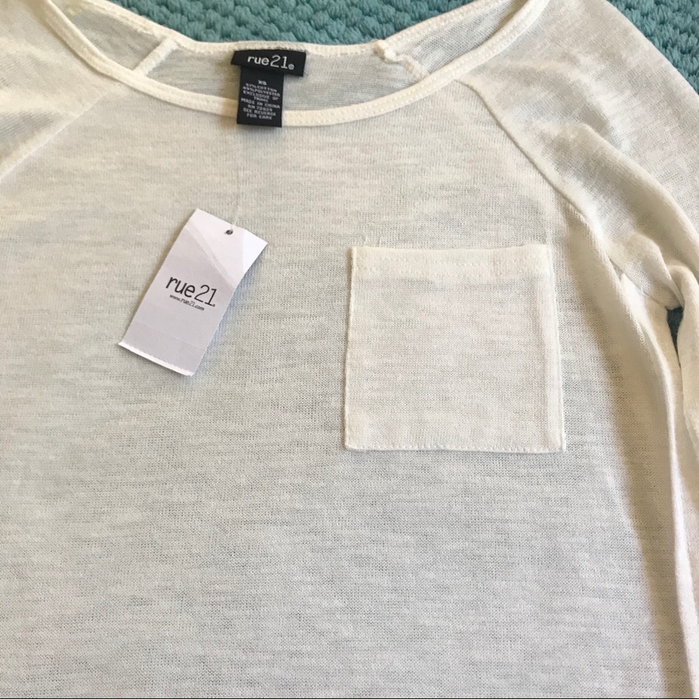 NWT Rue21 Cream Top - Picture 2 of 5
